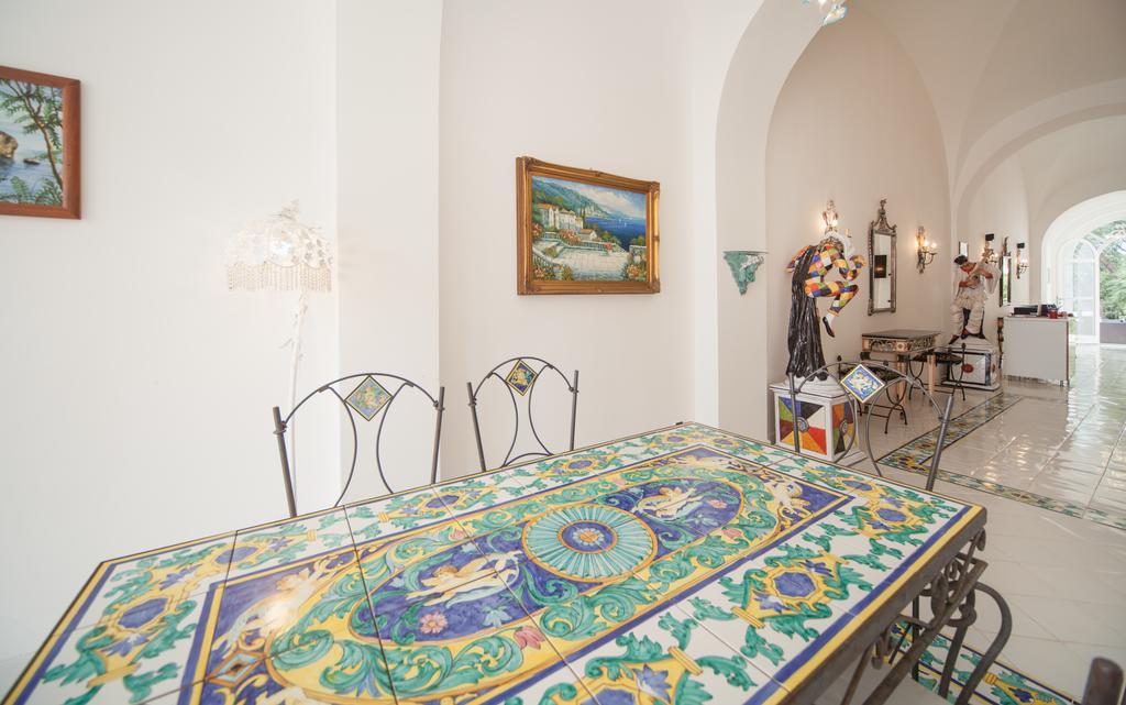 Villacore Capri Exterior photo